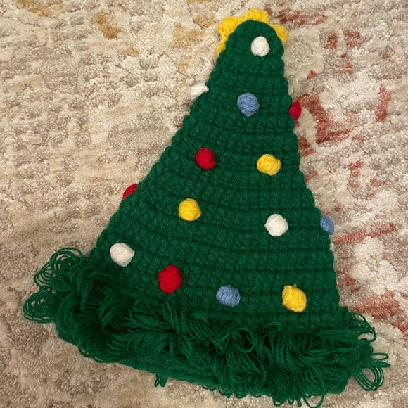 Mud Pie Newborn Christmas Tree knitted sock hat.Excellent condition.New w/o tags - Picture 2 of 3